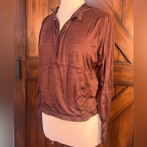 Layers Women's M Burgundy Pullover Athletic Hoodie Top